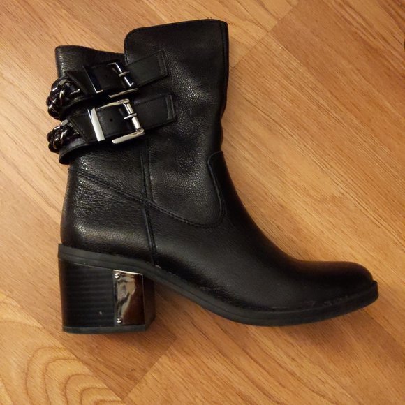 Fergie black Wistful chain Moto boots - Picture 1 of 11